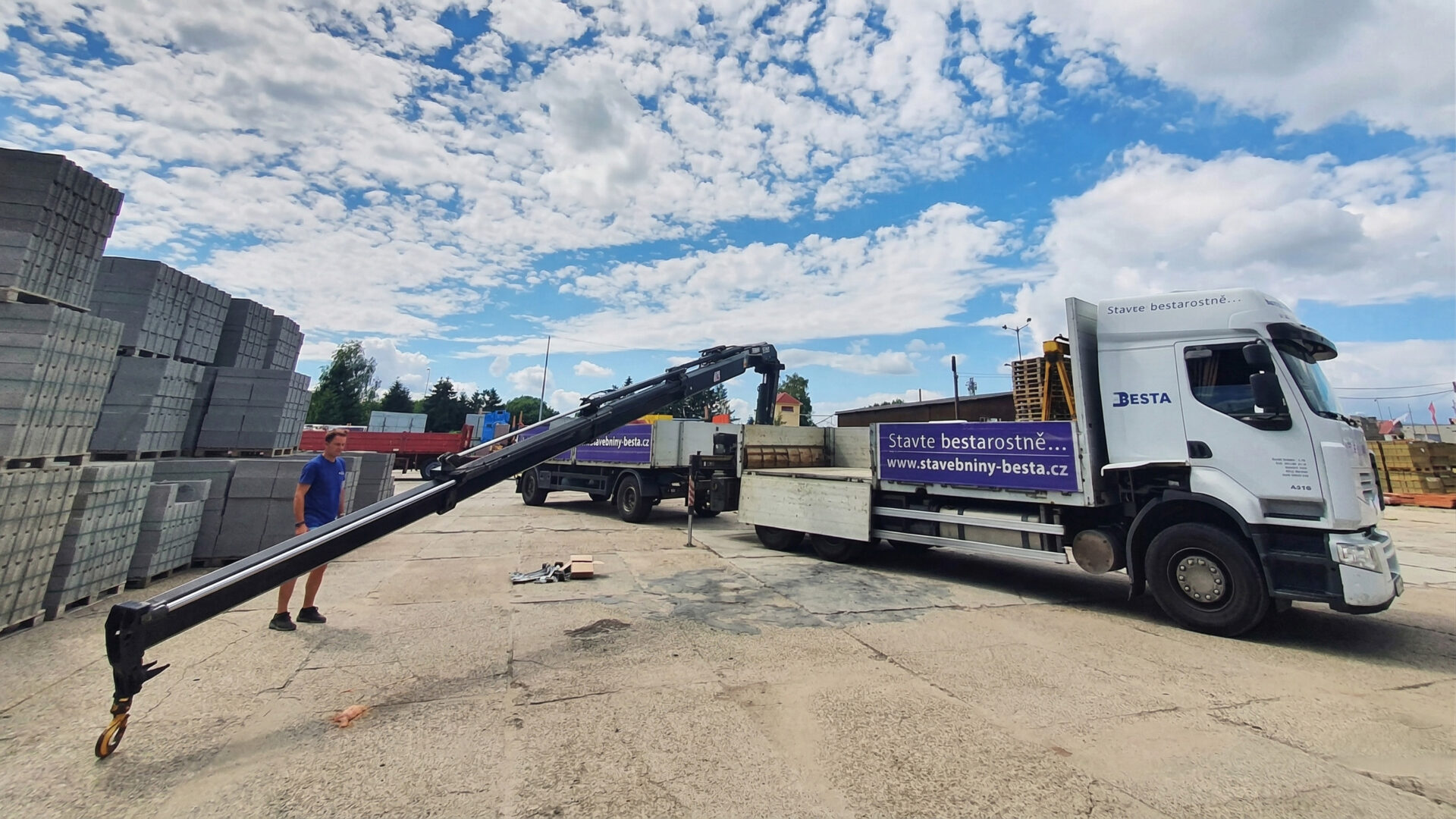 Stavebniny Besta auto s rukou